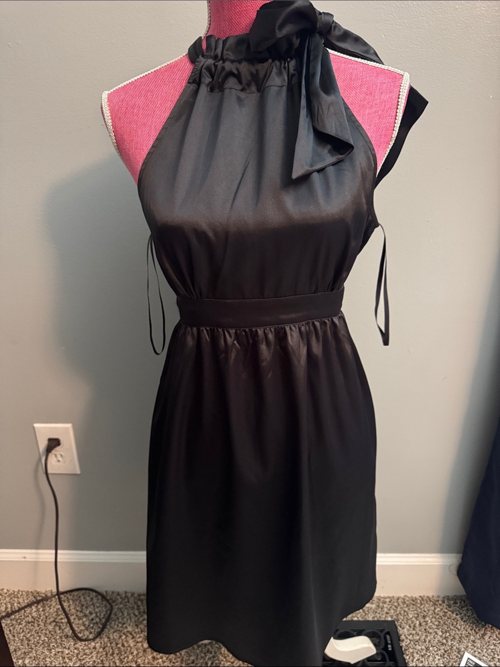 Guess Black One-Shoulder Bow-Accent Dress